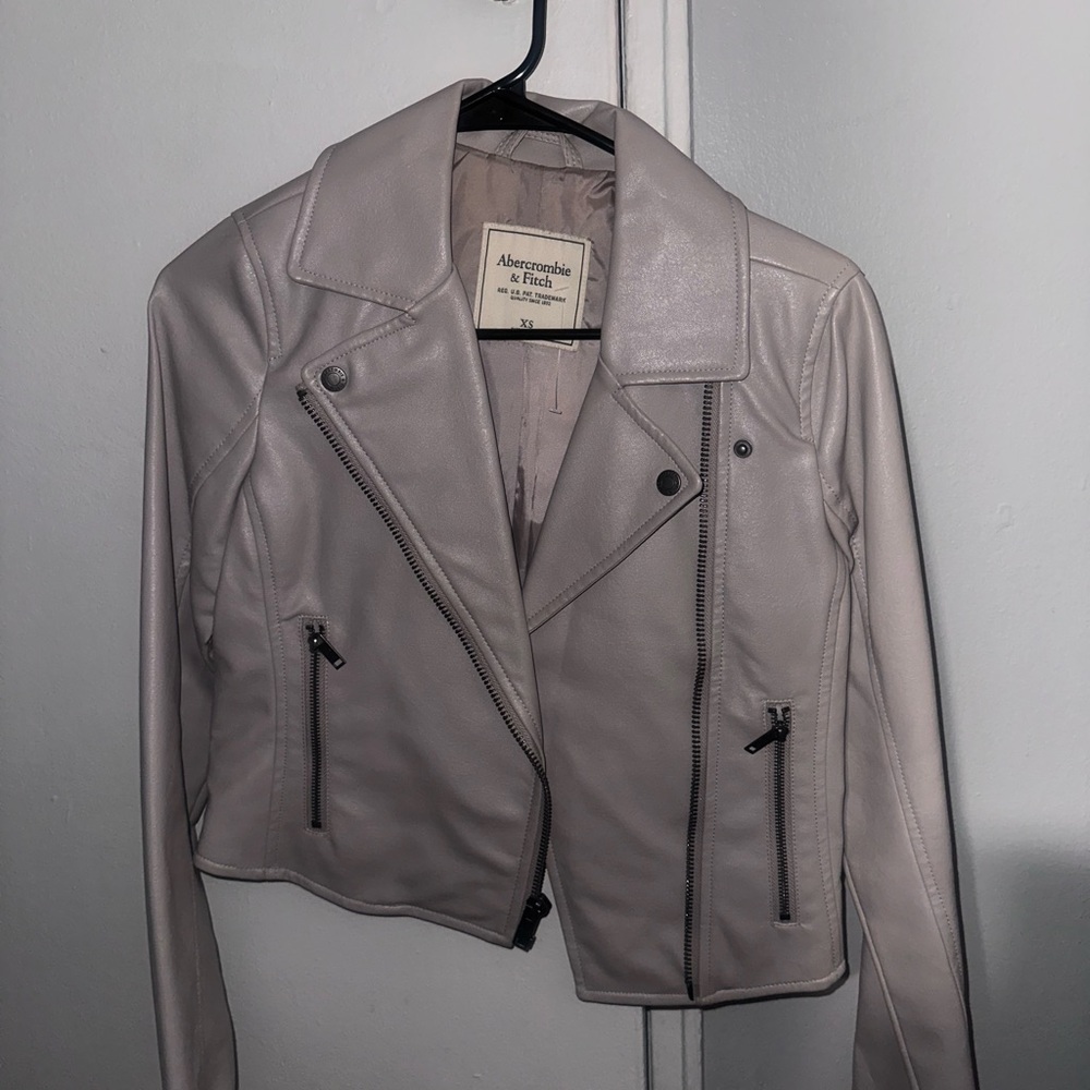 Abercrombie & Fitch Women's Light Gray Leather Jacket